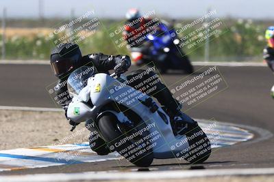 media/Sep-20-2025-TrackDaz (Sat) [[27f0cde673]]/C Group/240pm (Turn 9)/